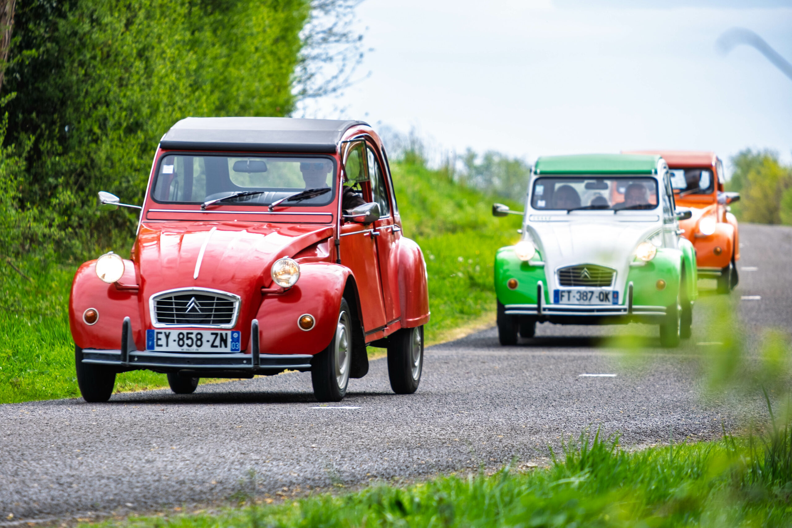 balade en 2CV dans le Bugey